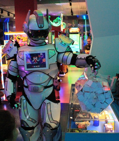 Cosmocity announces the winners of its Disneyland activation